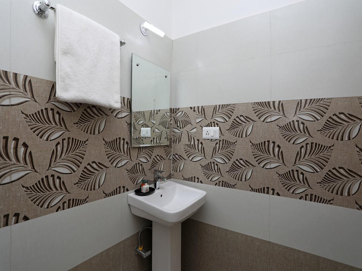 Hotel Kss Inn Doiwala Bagian luar foto