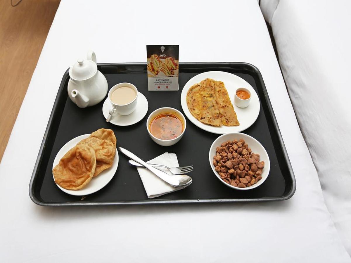 Hotel Kss Inn Doiwala Bagian luar foto